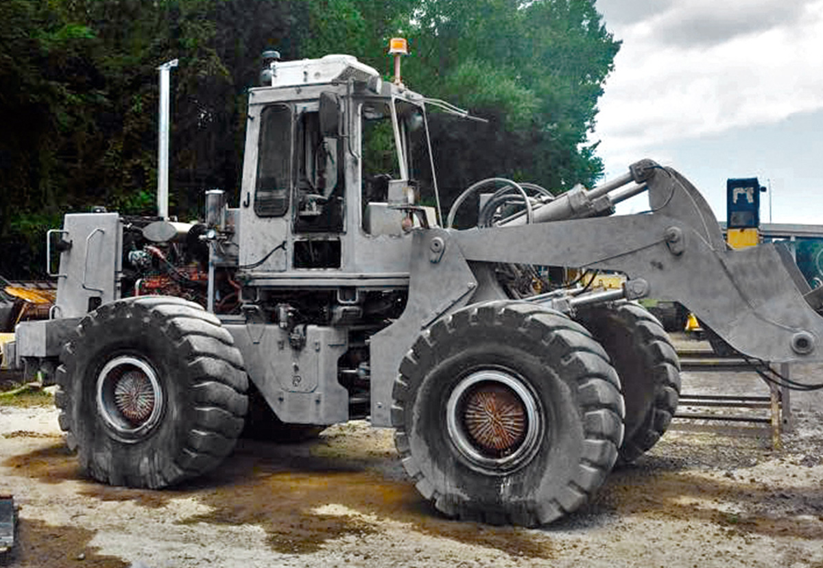 Dustless Mobile Blasting of Clarksville industrial project 5